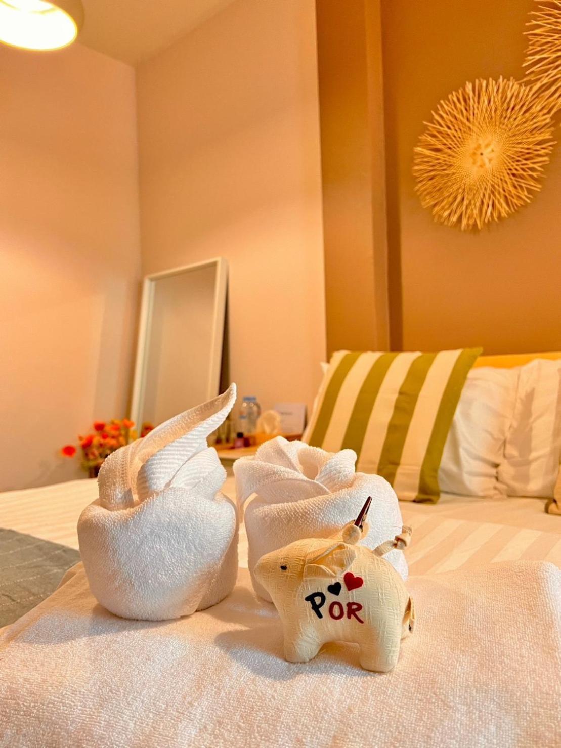 Por Poshtel Kanchanaburi Ngoại thất bức ảnh