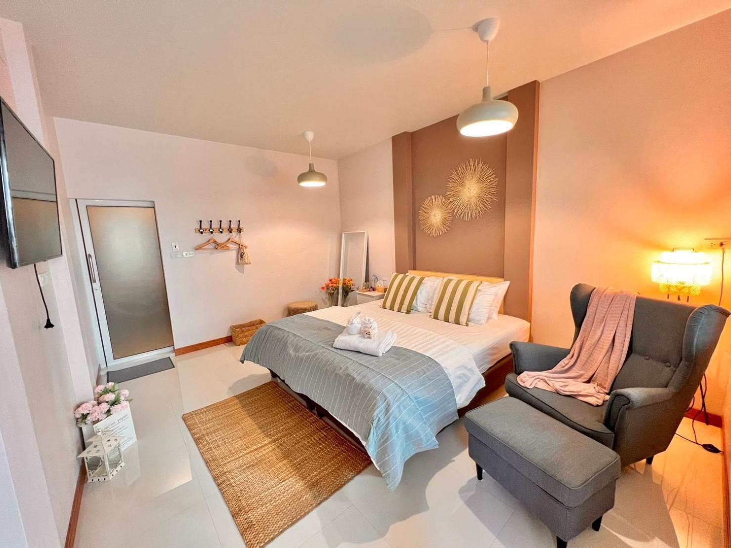 Por Poshtel Kanchanaburi Ngoại thất bức ảnh